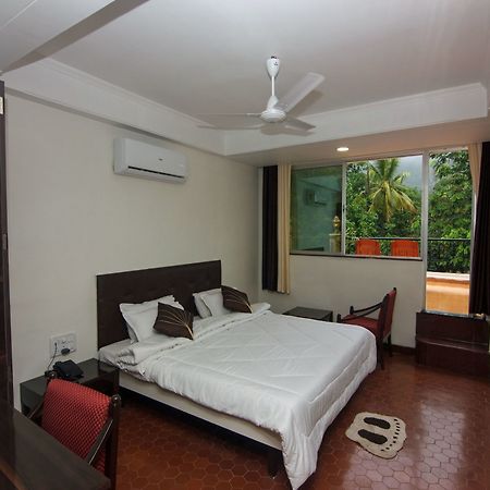 Oyo 9806 Hotel Arvi Lonavala Buitenkant foto