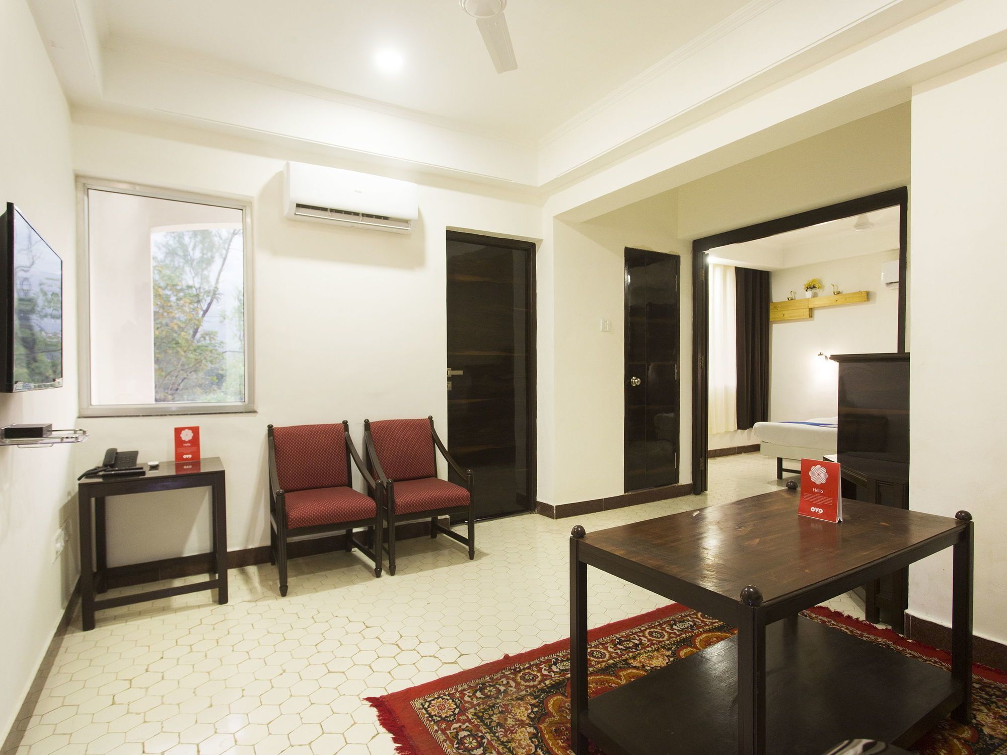 Oyo 9806 Hotel Arvi Lonavala Buitenkant foto