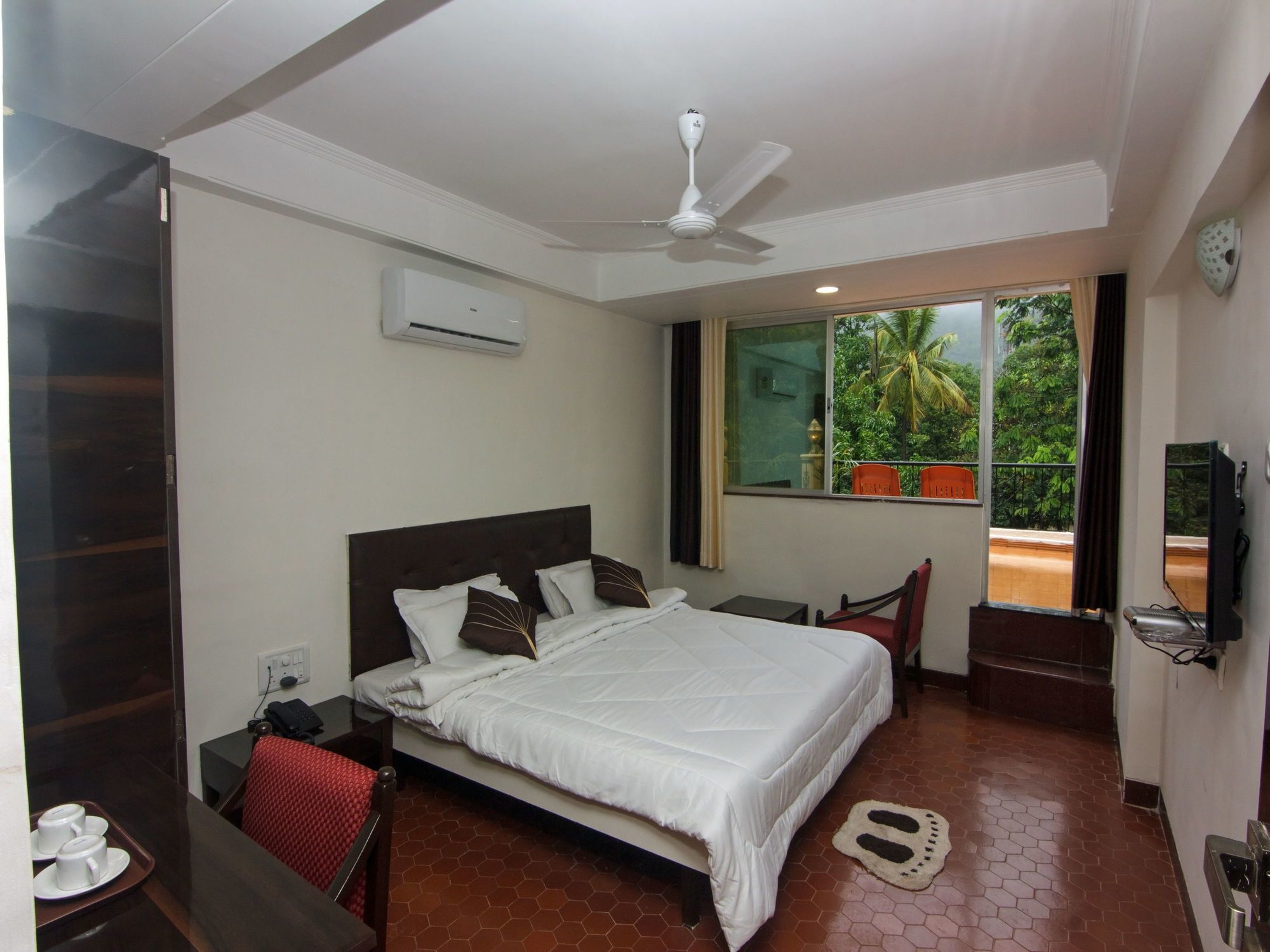 Oyo 9806 Hotel Arvi Lonavala Buitenkant foto
