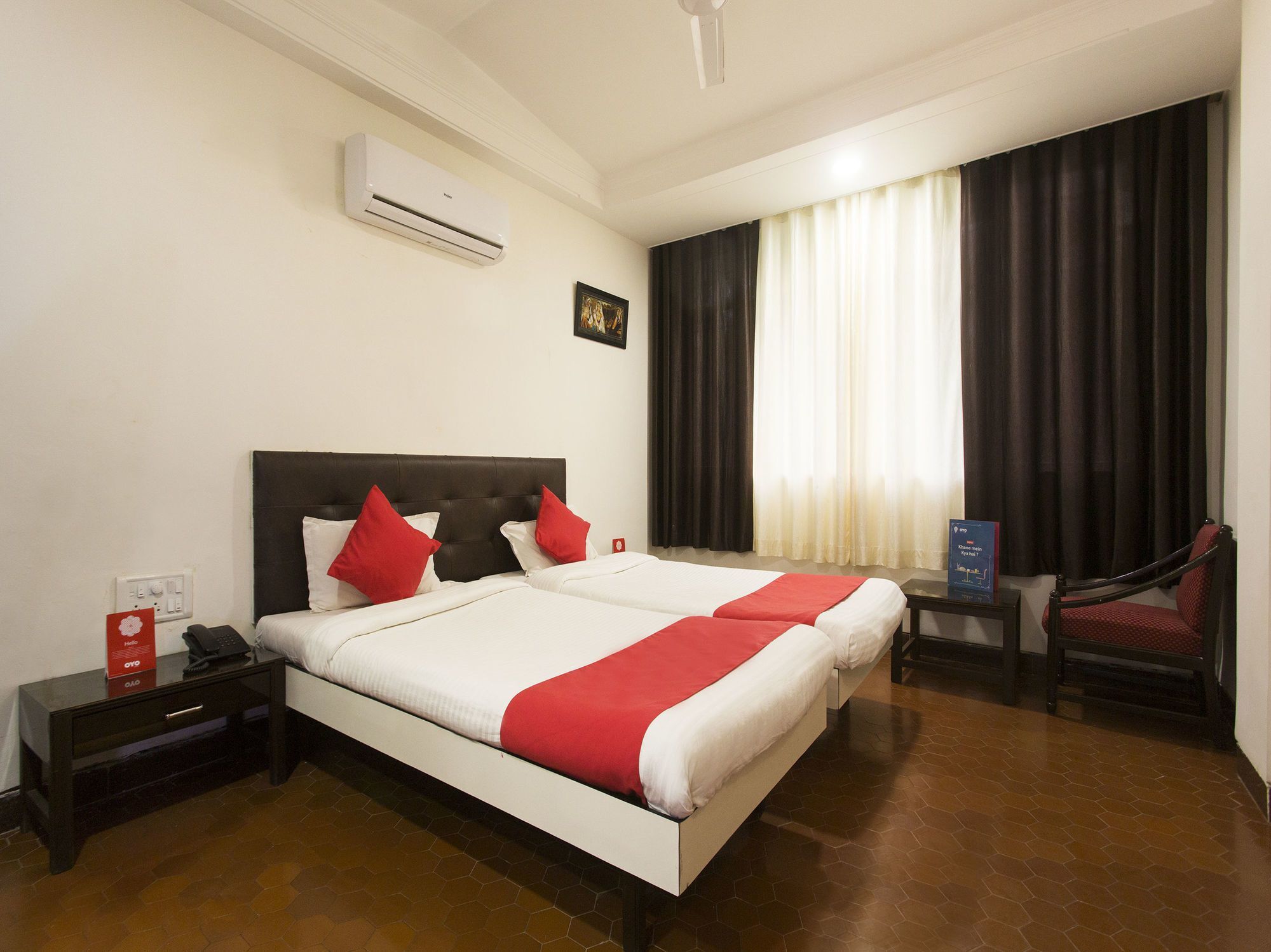 Oyo 9806 Hotel Arvi Lonavala Buitenkant foto