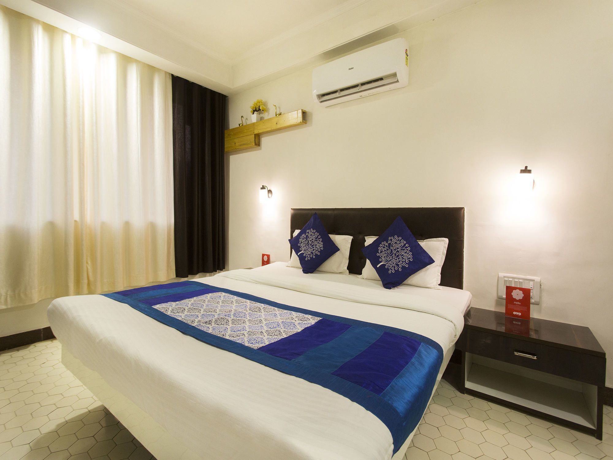 Oyo 9806 Hotel Arvi Lonavala Buitenkant foto